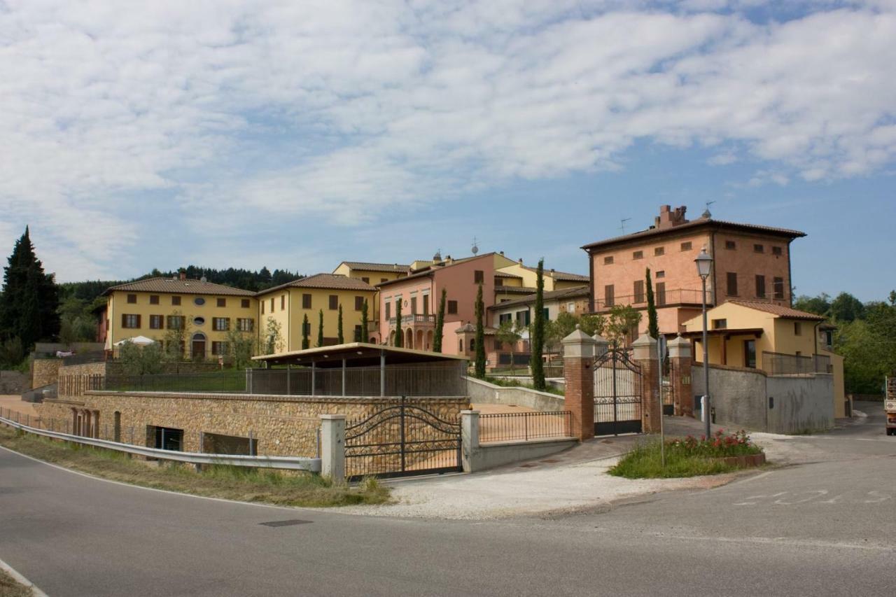 Borgo Di Gramugnana Aparthotel Usigliano ภายนอก รูปภาพ